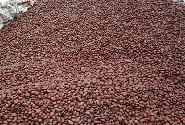 鹅卵石滤料.jpg 鹅卵石滤料.jpg